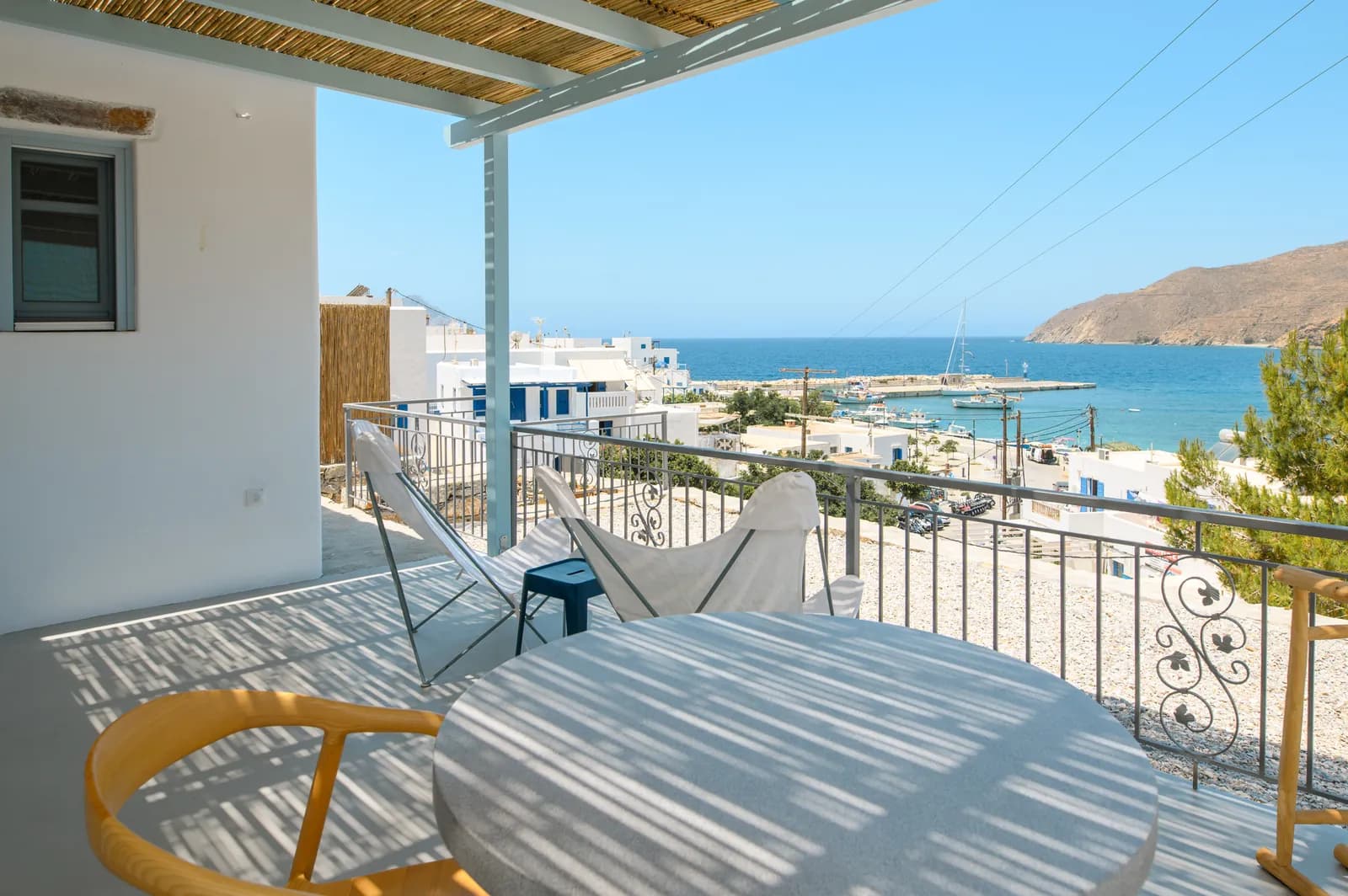 Elegant 1BR / 1BA  with veranda and sea view - Image 1